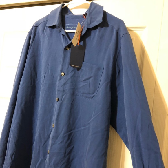 Tommy BAHAMA button up - Picture 4 of 5